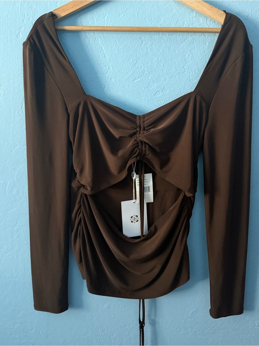 WAYF Ruched Draped 3/4 Sleeve Top in Brown Size Medium NWT